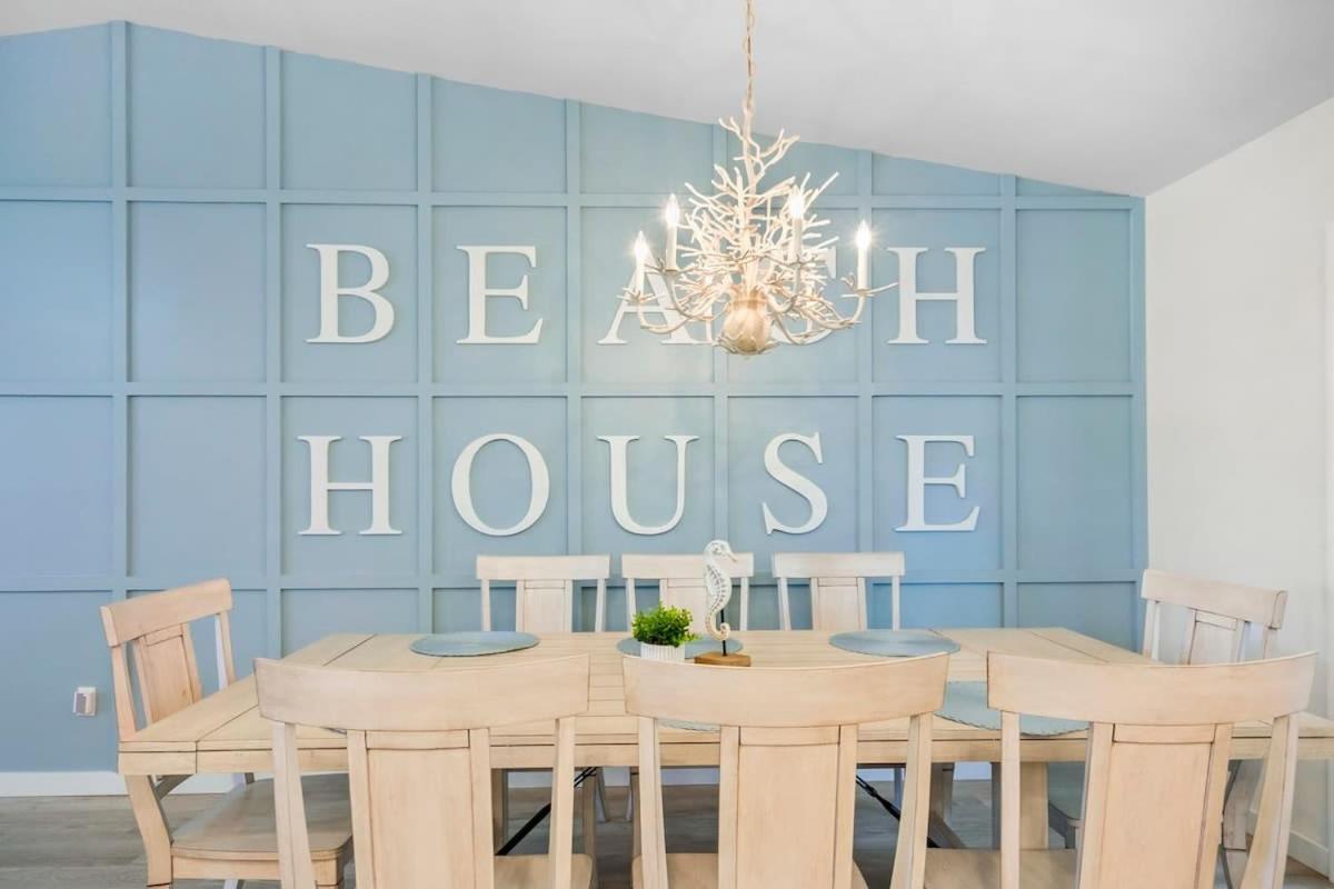 The St Augusdream Renovated Beach House Sleeps 8 Walk To Beach St. Augustine Dış mekan fotoğraf